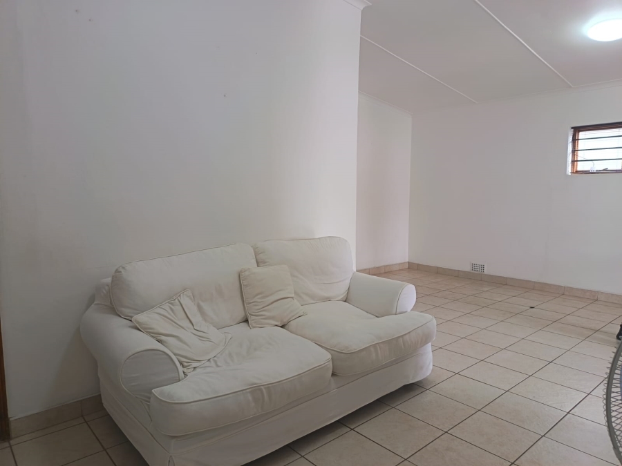 To Let 2 Bedroom Property for Rent in Jeffreys Bay Central Eastern Cape